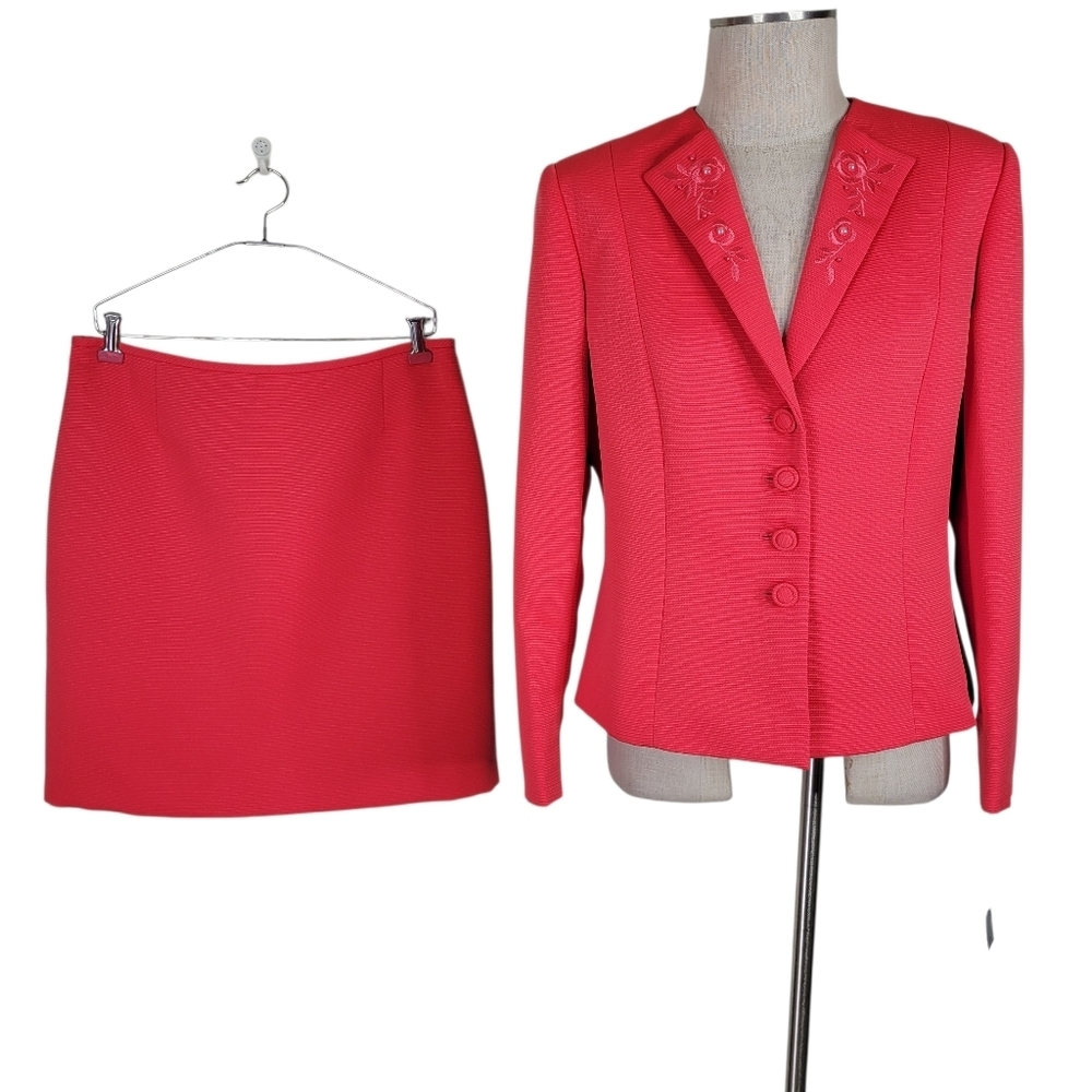 Tahari ASL Skirt Suit Size 12P Coral Beaded Embroidered Blazer Textured New - Picture 2 of 12